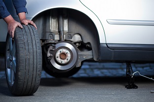 tire-home-fitting-dubai